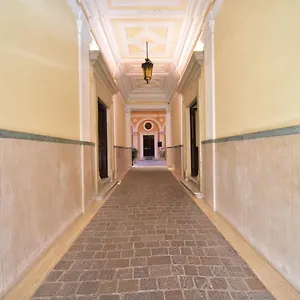  Couette-café Sacconi Palace Italie